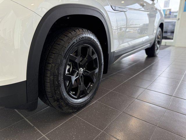 used 2024 Volkswagen Atlas car, priced at $44,990