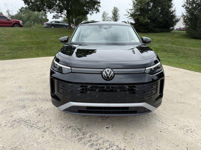 new 2025 Volkswagen Tiguan car, priced at $35,270