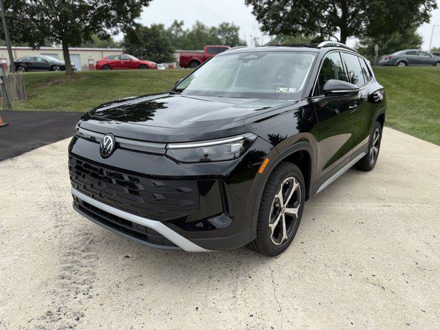new 2025 Volkswagen Tiguan car, priced at $35,270