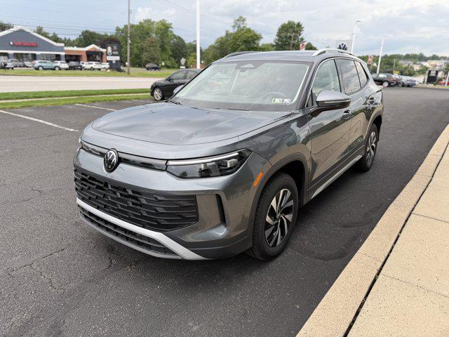 new 2025 Volkswagen Tiguan car, priced at $31,301