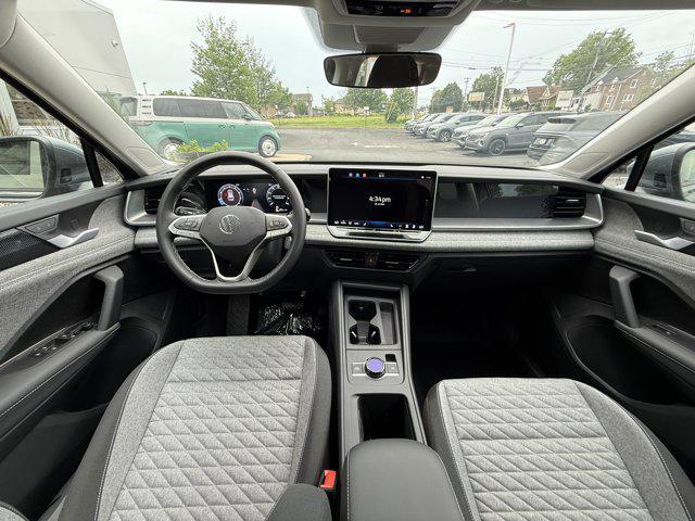 new 2025 Volkswagen Tiguan car, priced at $31,301