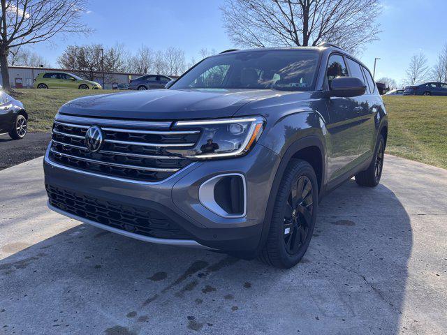 new 2025 Volkswagen Atlas car, priced at $44,925