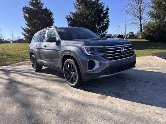 new 2025 Volkswagen Atlas car, priced at $44,925