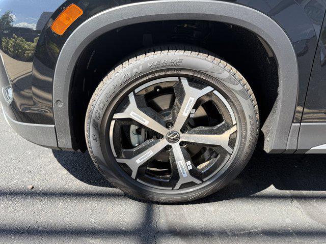 new 2025 Volkswagen Tiguan car, priced at $36,034
