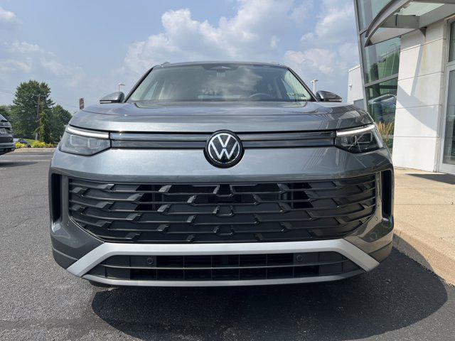 new 2025 Volkswagen Tiguan car, priced at $31,217