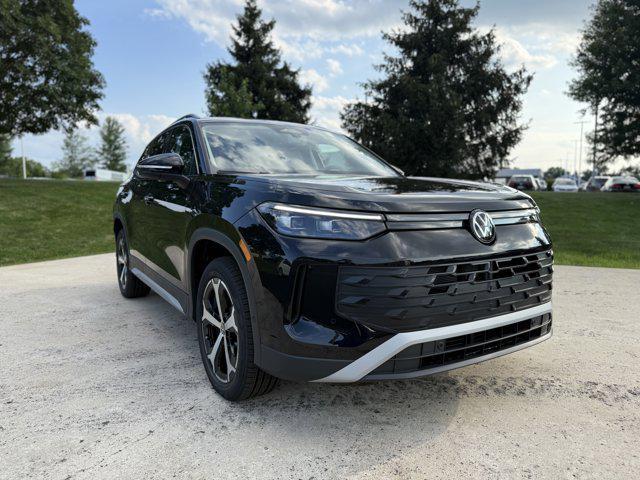 new 2025 Volkswagen Tiguan car, priced at $31,217