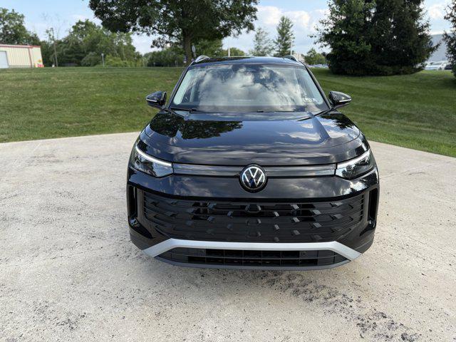 new 2025 Volkswagen Tiguan car, priced at $31,217