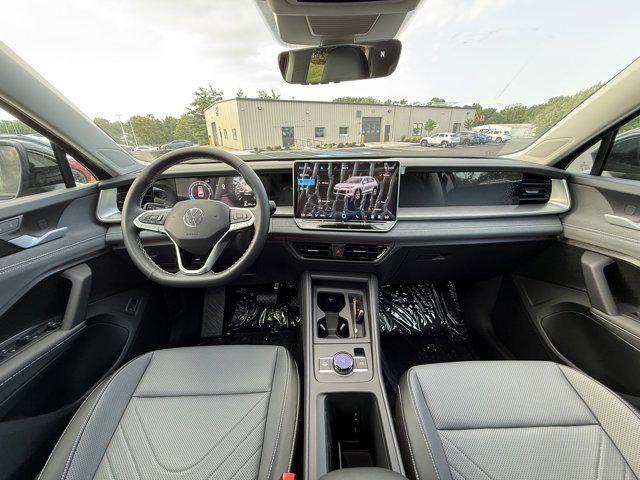 new 2025 Volkswagen Tiguan car, priced at $31,217