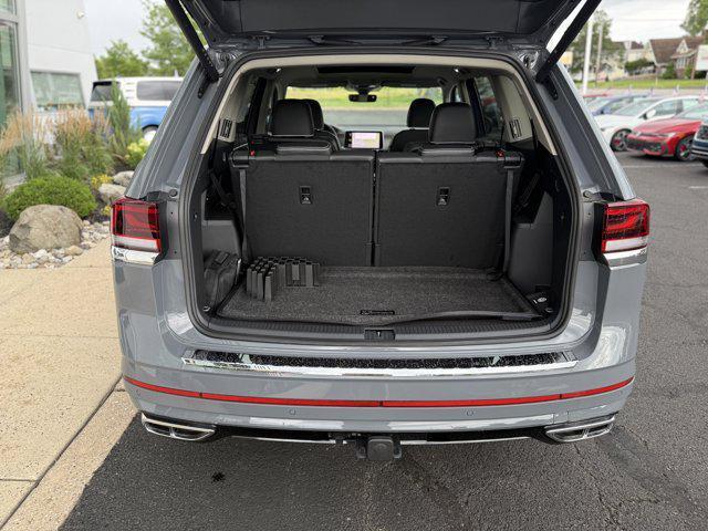 new 2025 Volkswagen Atlas car, priced at $51,357