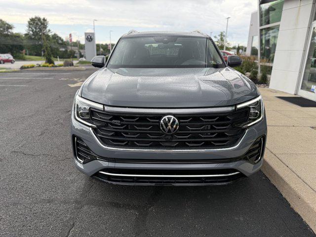 new 2025 Volkswagen Atlas car, priced at $51,357