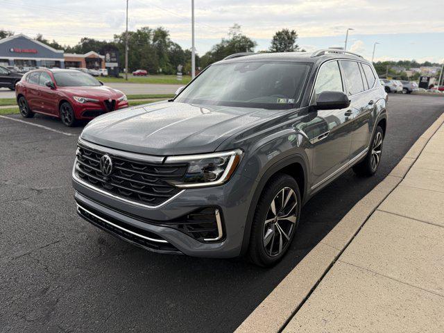 new 2025 Volkswagen Atlas car, priced at $51,357