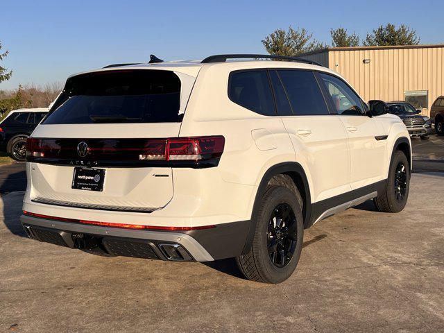 new 2025 Volkswagen Atlas car, priced at $45,633