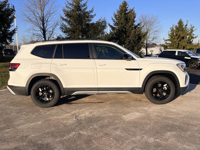 new 2025 Volkswagen Atlas car, priced at $45,633