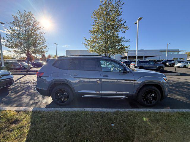 used 2025 Volkswagen Atlas car, priced at $49,811