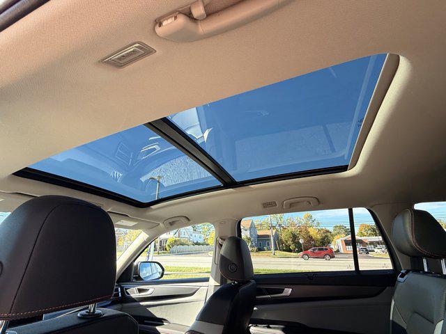 used 2025 Volkswagen Atlas car, priced at $41,500