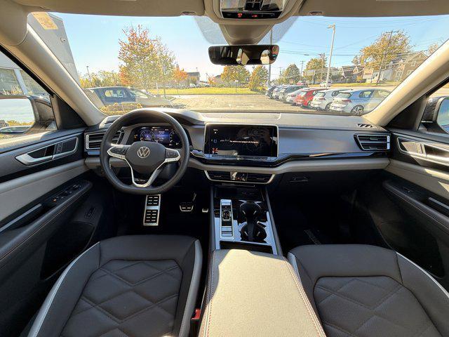 used 2025 Volkswagen Atlas car, priced at $41,500