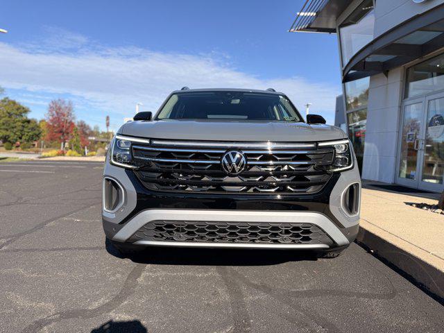used 2025 Volkswagen Atlas car, priced at $41,500