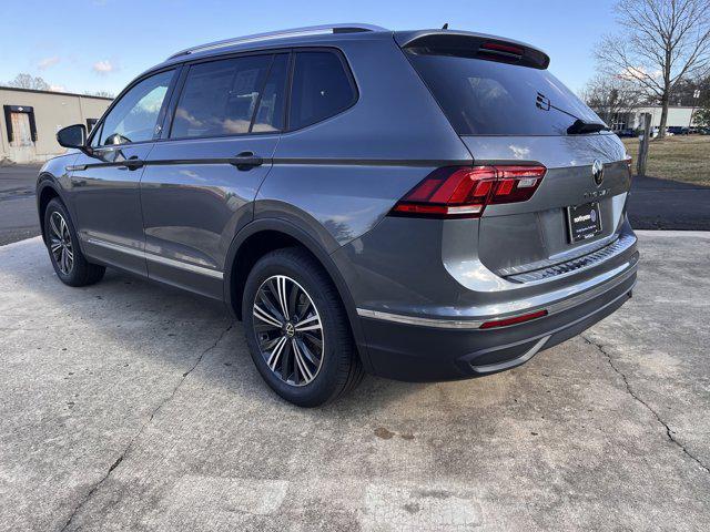 new 2024 Volkswagen Tiguan car, priced at $35,956