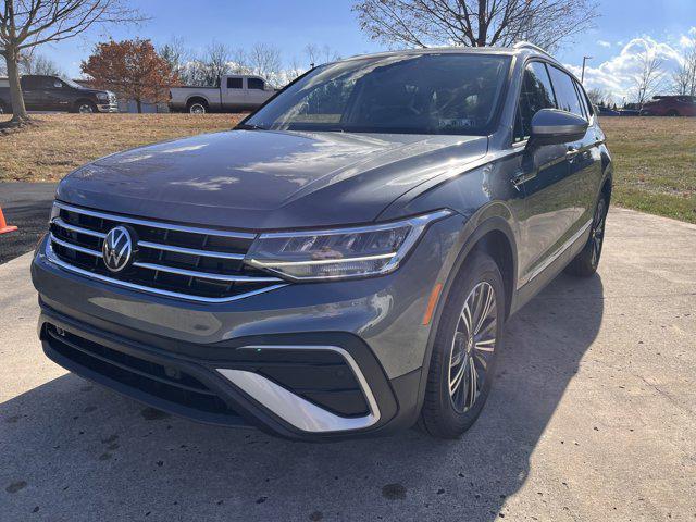 new 2024 Volkswagen Tiguan car, priced at $35,956