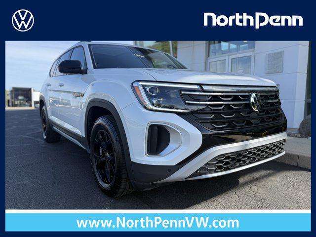 new 2025 Volkswagen Atlas car, priced at $49,076