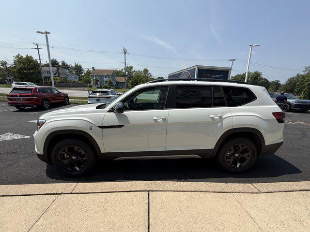 new 2025 Volkswagen Atlas car, priced at $43,154