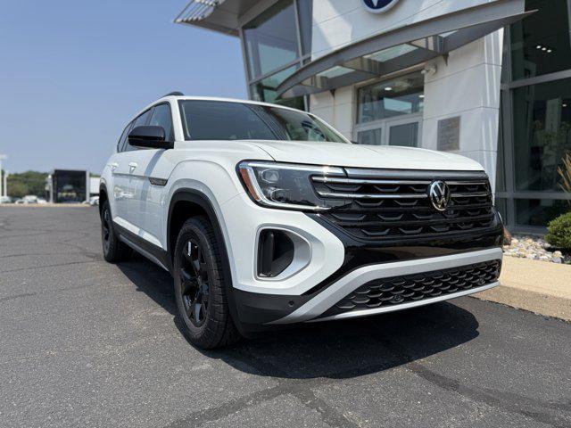 new 2025 Volkswagen Atlas car, priced at $43,154