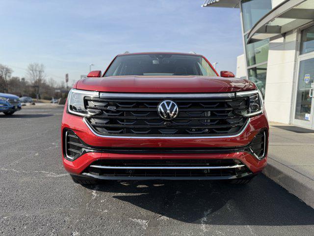 new 2025 Volkswagen Atlas car, priced at $52,214