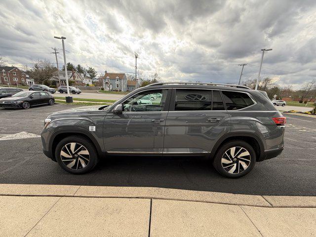 new 2025 Volkswagen Atlas car, priced at $47,238