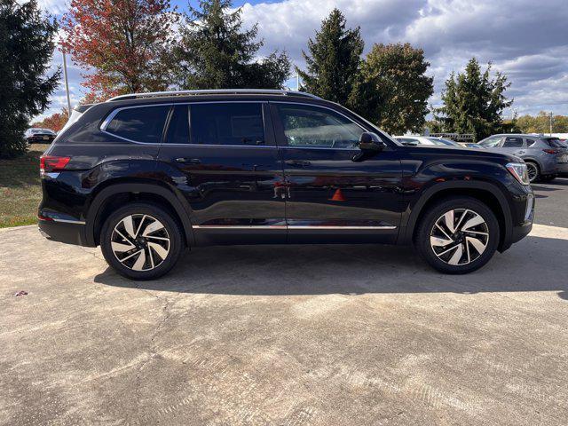 new 2025 Volkswagen Atlas car, priced at $47,301