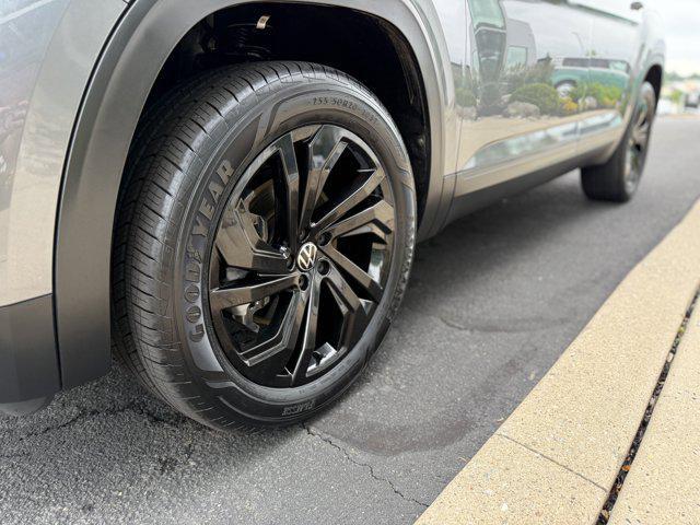 used 2022 Volkswagen Atlas car, priced at $31,990