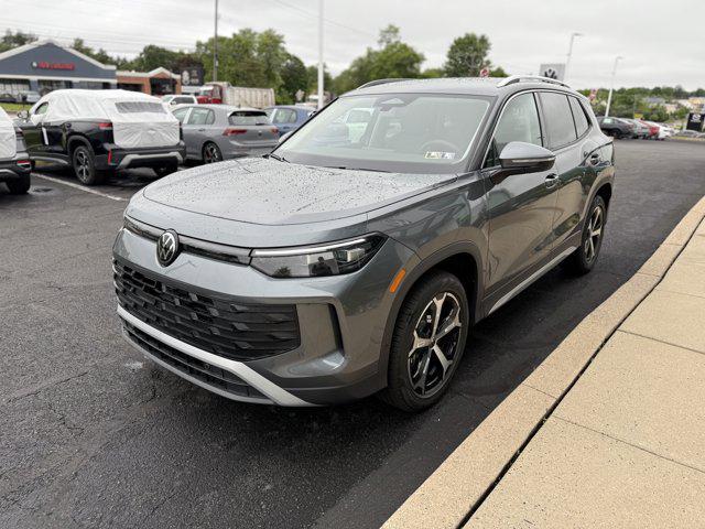 new 2025 Volkswagen Tiguan car, priced at $33,927