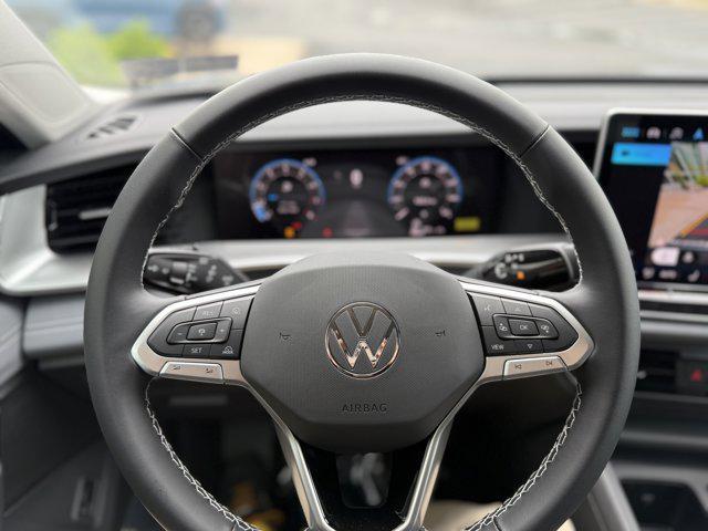 new 2025 Volkswagen Tiguan car, priced at $33,927