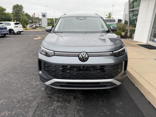 new 2025 Volkswagen Tiguan car, priced at $33,927