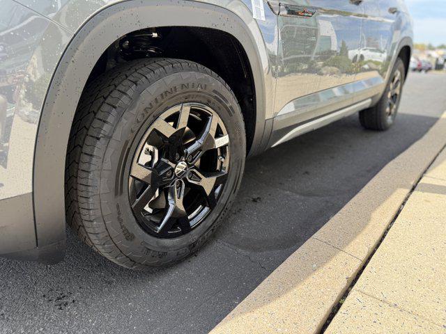 new 2025 Volkswagen Atlas car, priced at $49,531