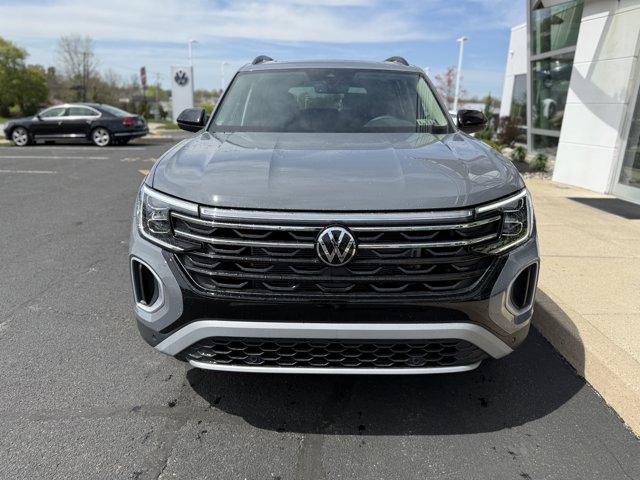 new 2025 Volkswagen Atlas car, priced at $49,531