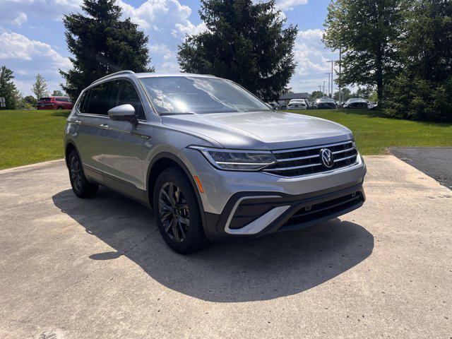 new 2024 Volkswagen Tiguan car, priced at $32,927