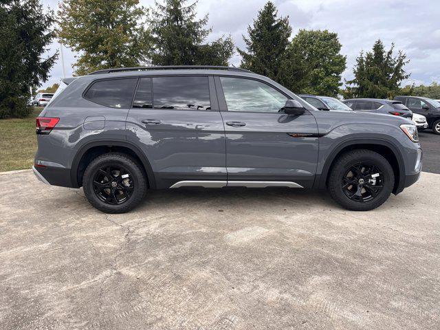 new 2024 Volkswagen Atlas car, priced at $54,016