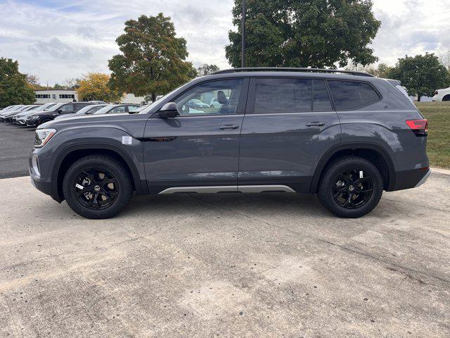 new 2024 Volkswagen Atlas car, priced at $54,016