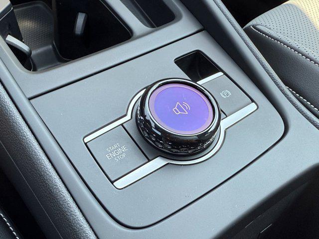 new 2025 Volkswagen Tiguan car, priced at $40,104