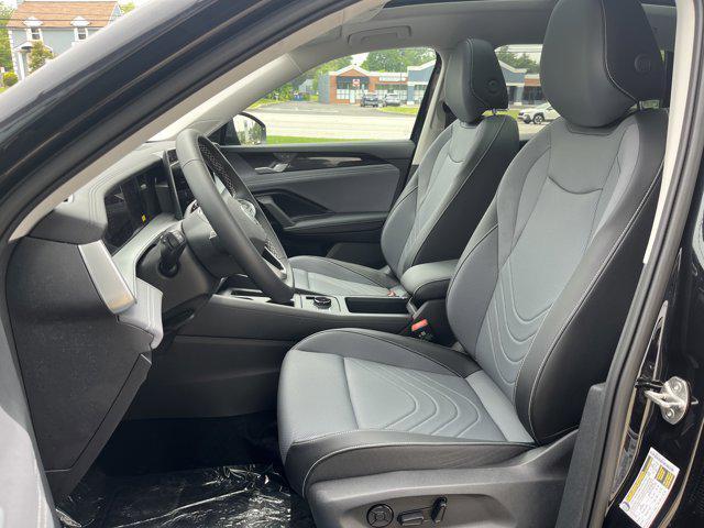 new 2025 Volkswagen Tiguan car, priced at $35,284