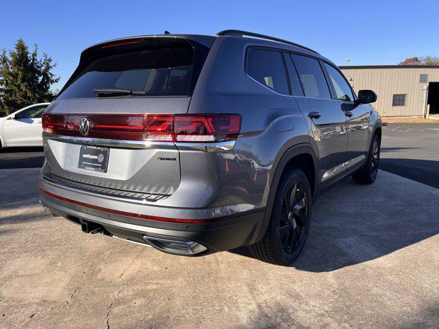 new 2025 Volkswagen Atlas car, priced at $43,295