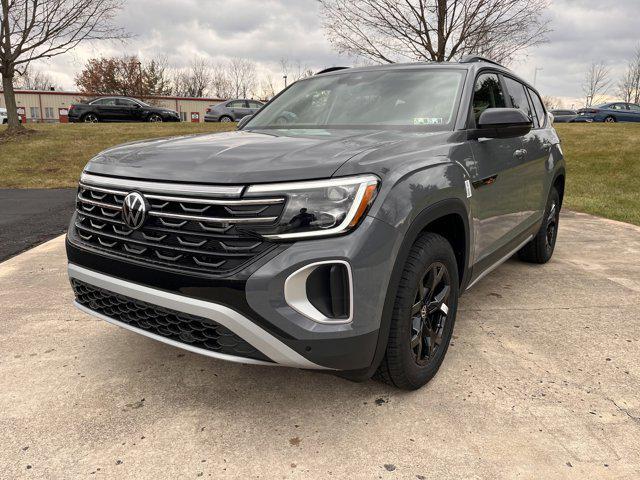 new 2025 Volkswagen Atlas car, priced at $46,070