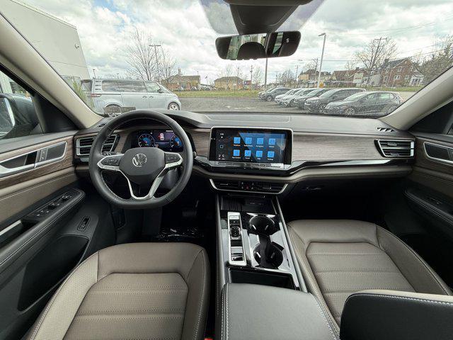 new 2025 Volkswagen Atlas car, priced at $46,801