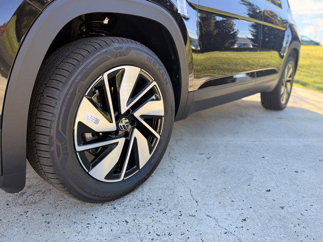 new 2026 Volkswagen Atlas car, priced at $48,101