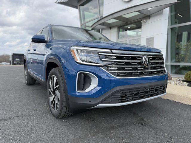 new 2025 Volkswagen Atlas car, priced at $46,717