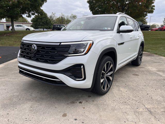 new 2024 Volkswagen Atlas car, priced at $50,582