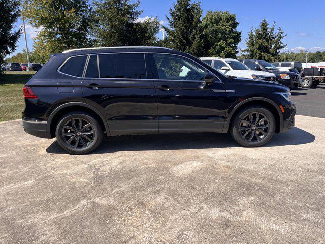 new 2024 Volkswagen Tiguan car, priced at $33,600