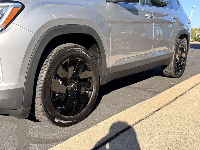 used 2025 Volkswagen Atlas car, priced at $39,456