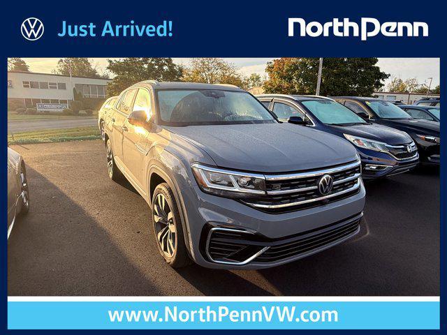 used 2025 Volkswagen Atlas car, priced at $39,456