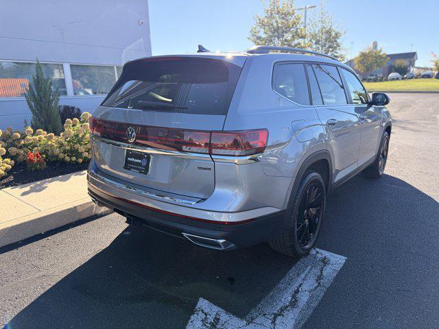 used 2025 Volkswagen Atlas car, priced at $39,456